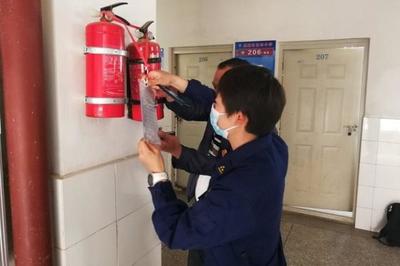 麒麟?yún)^(qū)消防救援大隊積極開展復學復課學校消防安全檢查